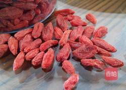 当归枸杞炖鸡的做法图解3