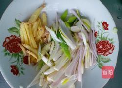 脊骨炖酸菜的做法图解3