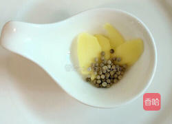 瓦罐莲藕大骨汤的做法图解4