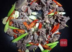 双椒炒鸭珍的做法图解7