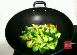 炝炒西兰花的做法图解6