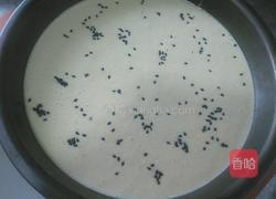 芝麻鸡蛋饼的做法图解5
