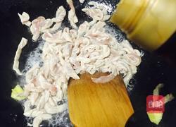 韭黄炒肉丝的做法图解6