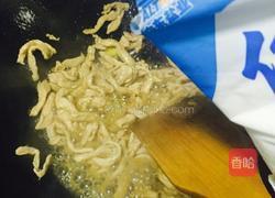 韭黄炒肉丝的做法图解8