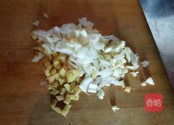 白菜炖宽粉儿的做法图解2