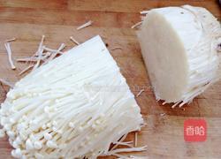 炝拌金针菇的做法图解1