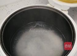 鸡蛋花粥的做法图解2