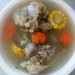 筒子骨胡萝卜汤的做法[图]