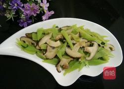 香菇炒莴笋的做法图解5