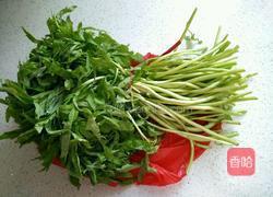 泥蒿炒腊肉的做法图解1