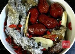 红景天藏雪莲炖棒子骨的做法图解2