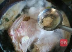 蒜泥五花肉的做法图解2