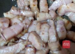 腐乳杏鲍菇红烧肉的做法图解1