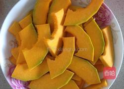 南瓜玫瑰花馒头的做法图解1