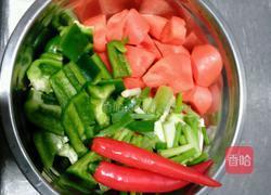 红酒焖排骨的做法图解2