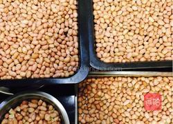 怪味花生的做法图解1