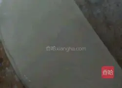 Illustration of how to make noodles spiral cake 11