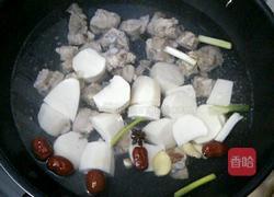 山药排骨汤的做法图解6