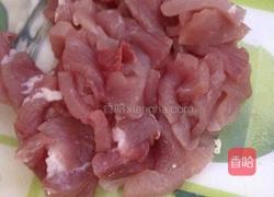 猪肉炒豆腐的做法图解1
