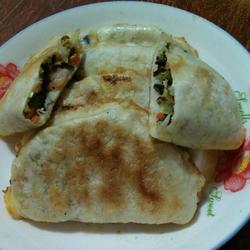 虾仁木耳蔬菜饼的做法[图]