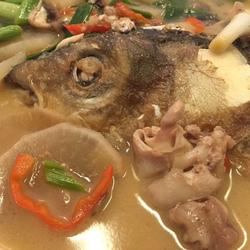 萝卜煮鱼头的做法[图]