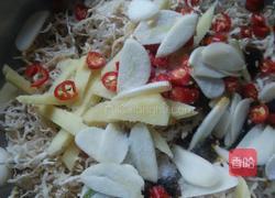 耗油萝卜干的做法图解3