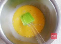 黑芝麻蛋糕卷的做法图解1