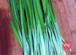 胡萝卜韭菜包子(原创)的做法图解4