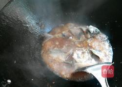 豆瓣鲫鱼的做法图解5