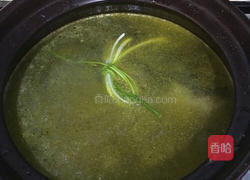 猪脚菌菇汤的做法图解8