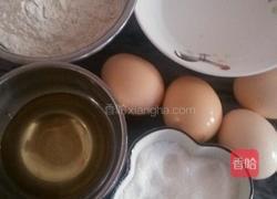 原味戚风蛋糕的做法图解1