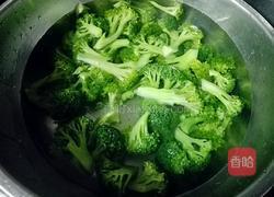 蚝油西兰花的做法图解3