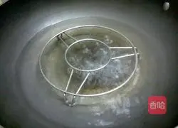 Illustration of how to make steamed chicken with Cordyceps flowers 6