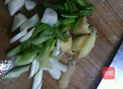 肉丁炒豌豆的做法图解5