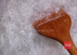 自制三色粉卷的做法图解1