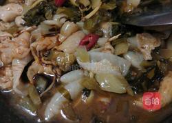 酸菜大肠煲的做法图解3