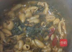 酸菜大肠煲的做法图解4