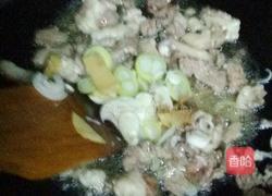 蒜苔炒牛肉的做法图解4