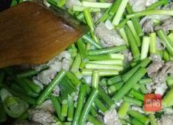 蒜苔炒牛肉的做法图解5