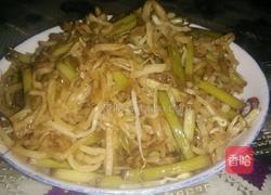 蒜苗豆牙肉炒饼的做法图解7