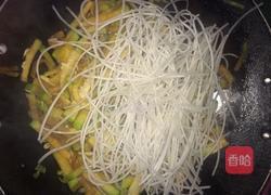 萝卜虾皮炒粉条的做法图解6