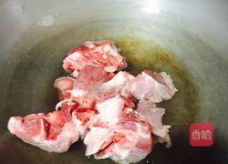 骨头粉葛红箩卜汤的做法图解2