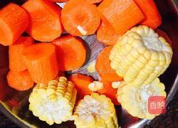 骨头粉葛红箩卜汤的做法图解4