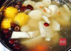 骨头粉葛红箩卜汤的做法图解7