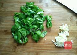 虎皮青椒皮蛋的做法图解3