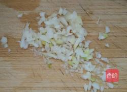 虾皮炒鸡蛋的做法图解3