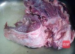 焖牛腩的做法图解1