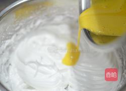 一款低脂缤纷水果蛋糕迎圣诞的做法图解6