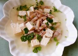 墨鱼仔炖豆腐
