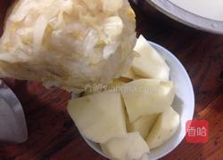 酸菜炖排骨的做法图解7